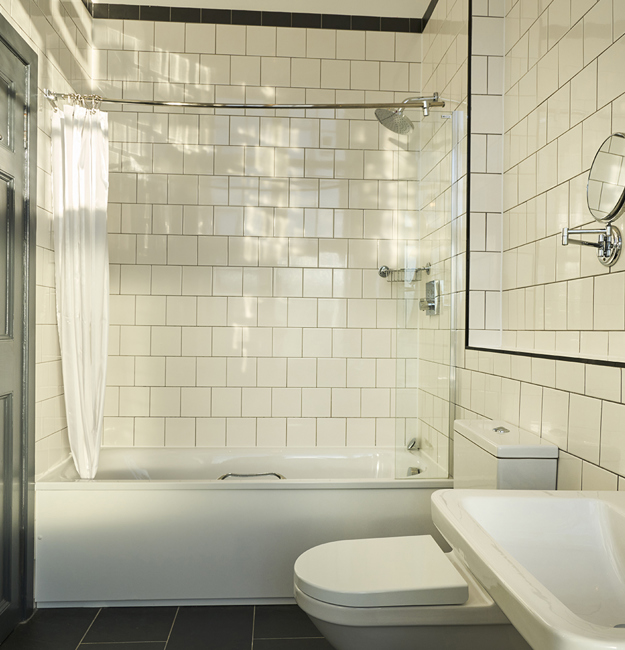 Feature Double Bathroom